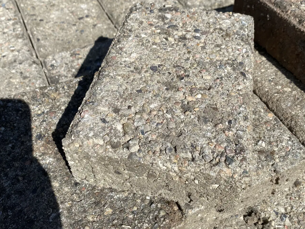 Billede 5 - GRATIS Betonfliser og Stabilgrus