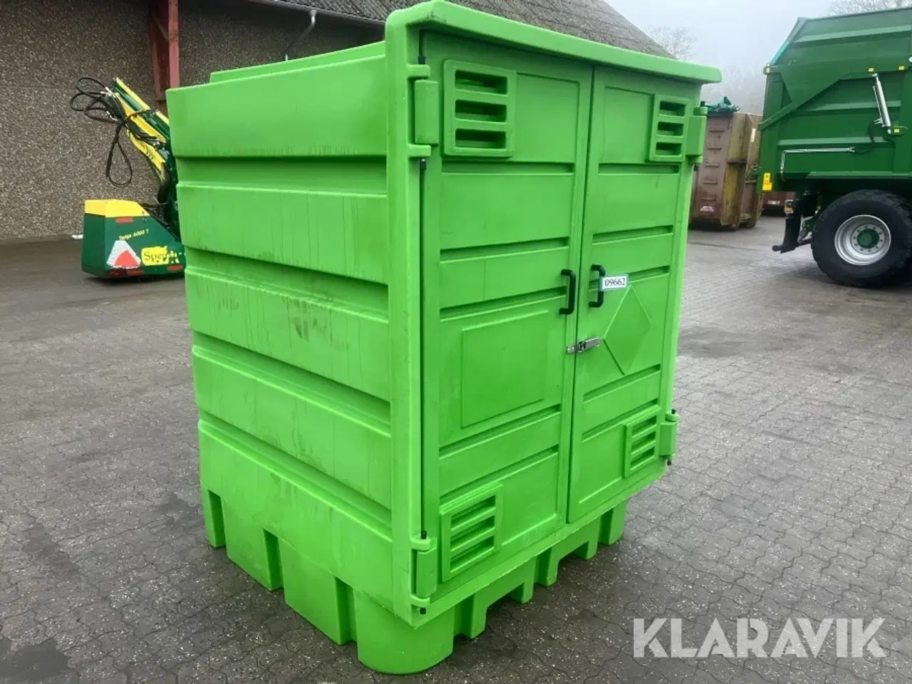 Billede 2 - Kemiskab/beholder