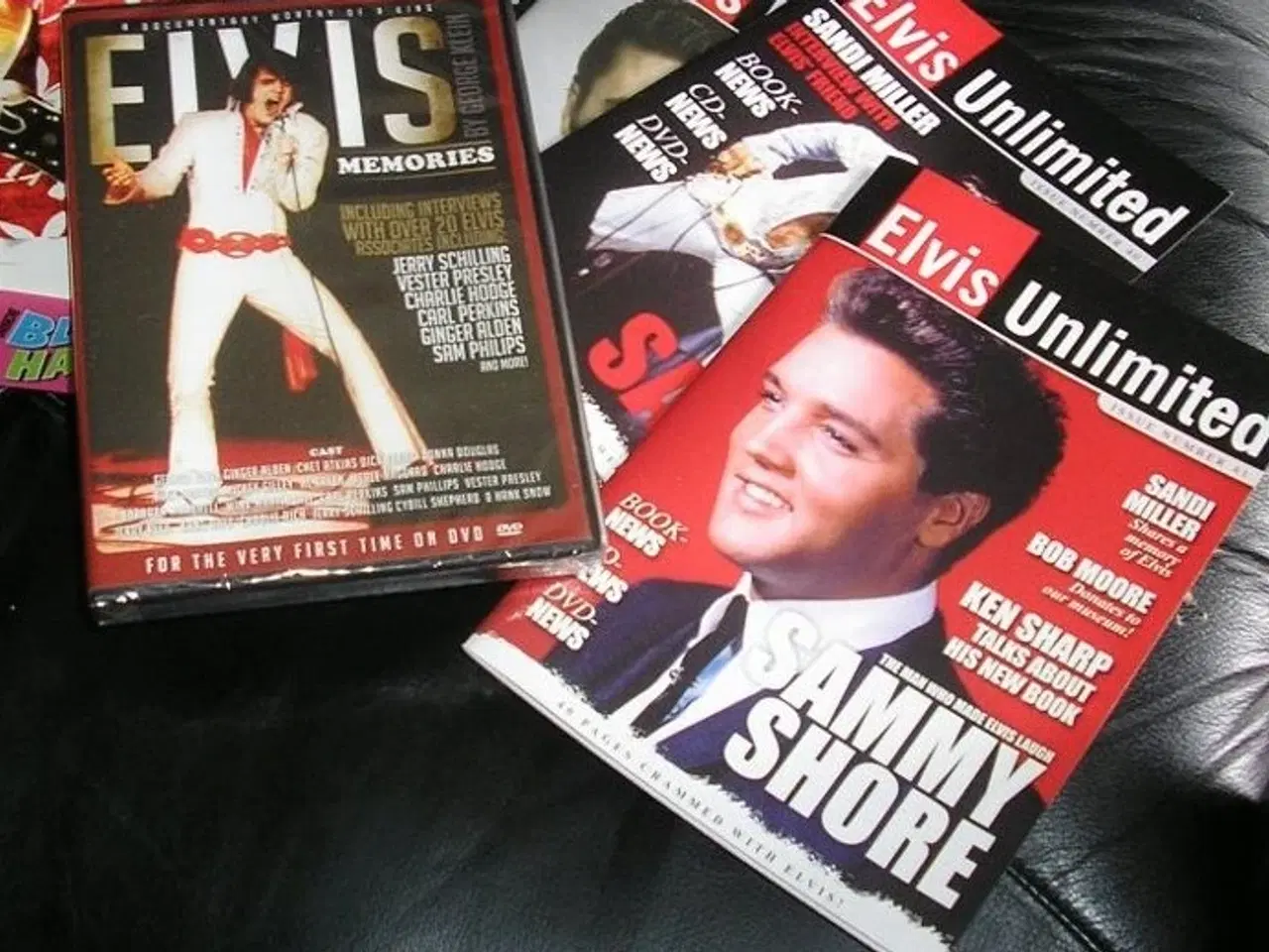 Billede 1 - 1 dvd og 3 blade, alt med Elvis