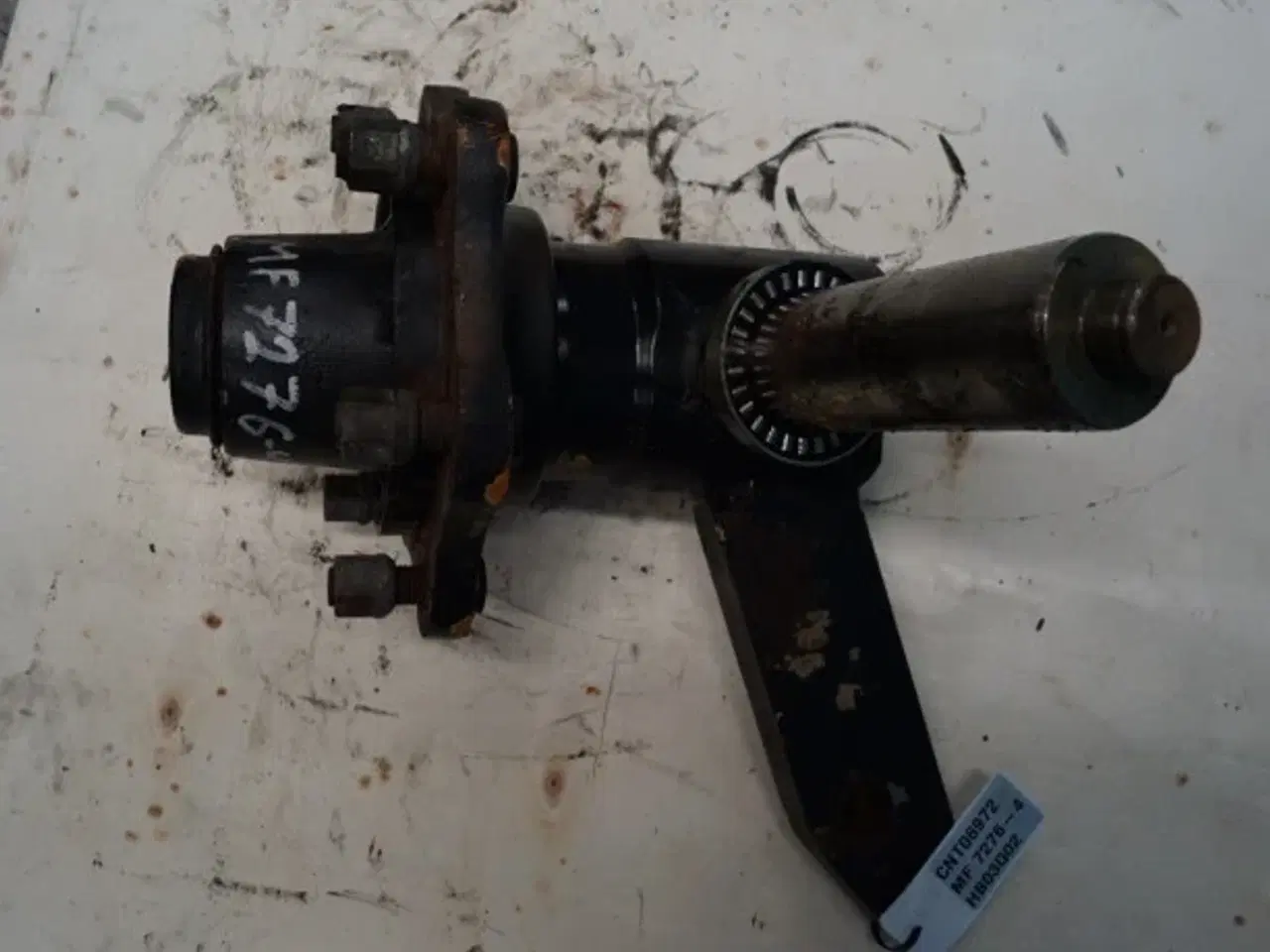 Billede 5 - Massey Ferguson 7276 Spindel R.H. 46727700