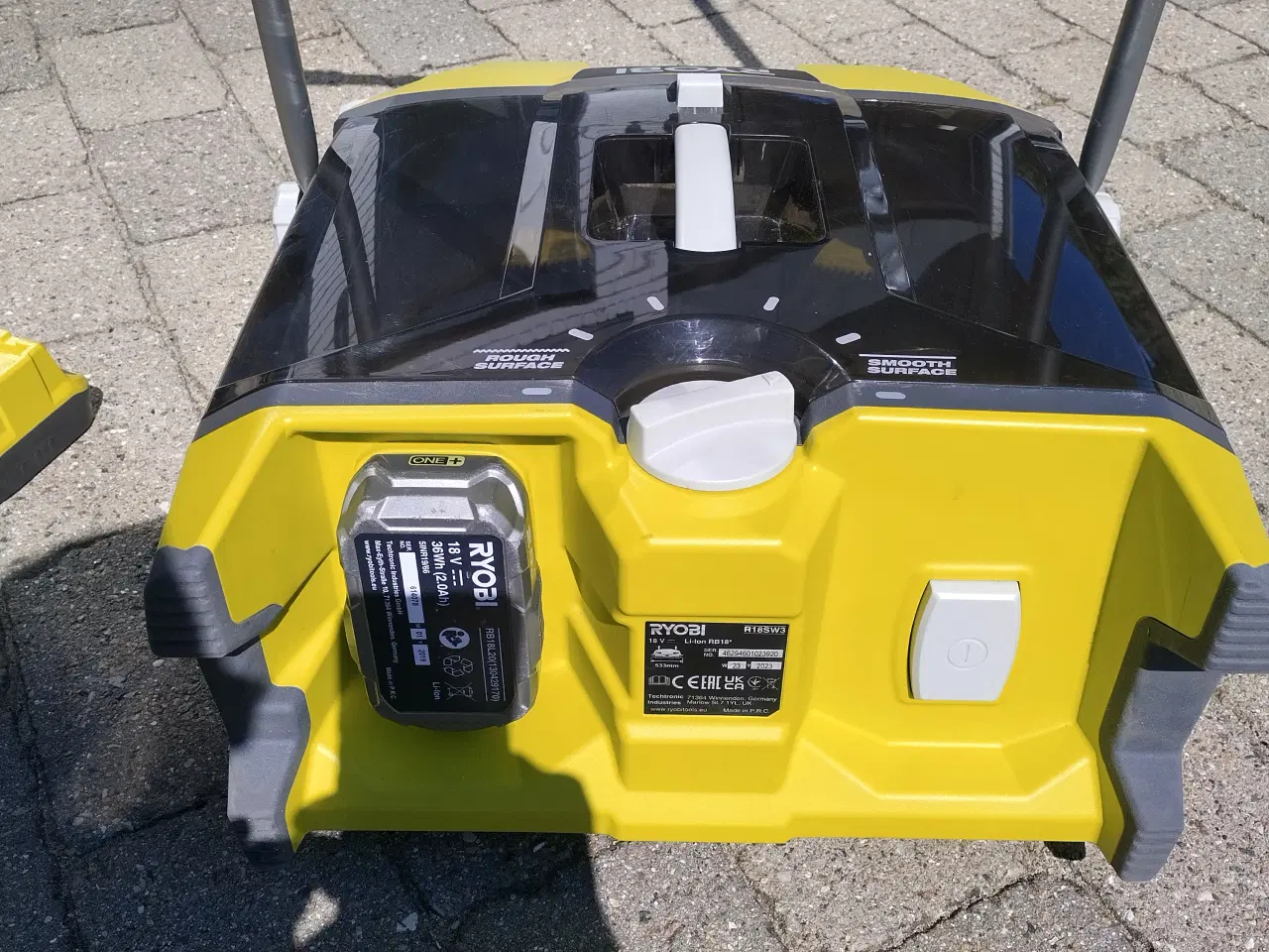 Billede 2 - Ryobi fejemaskine