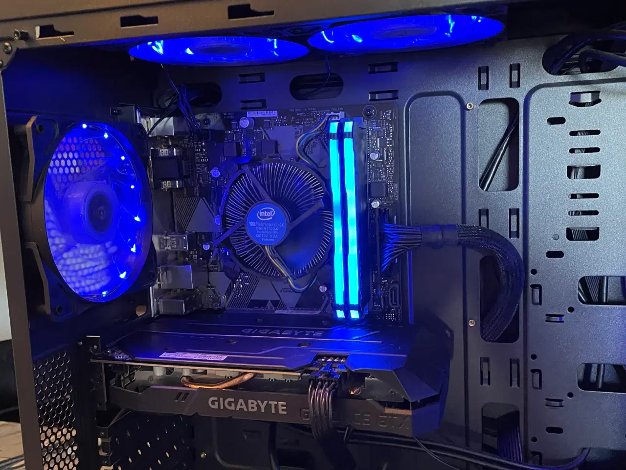 Billede 3 - COFFEE LAKE GAMER