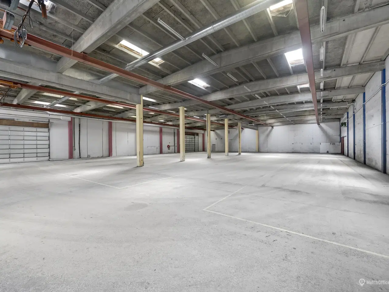 Billede 8 - 830 m² lager med 6 meters loftshøjde