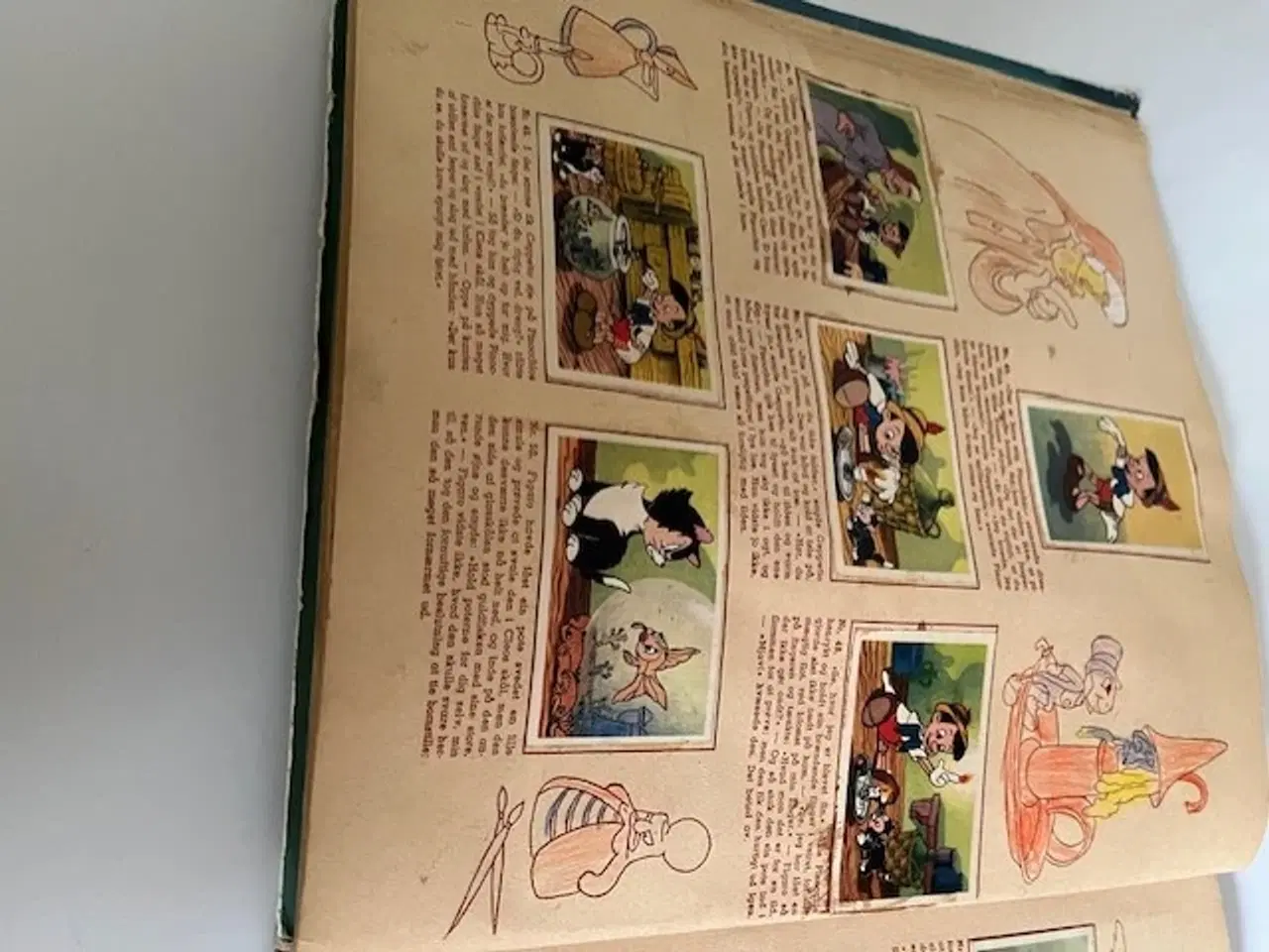Billede 1 - Samleralbum med Pinocchio kort