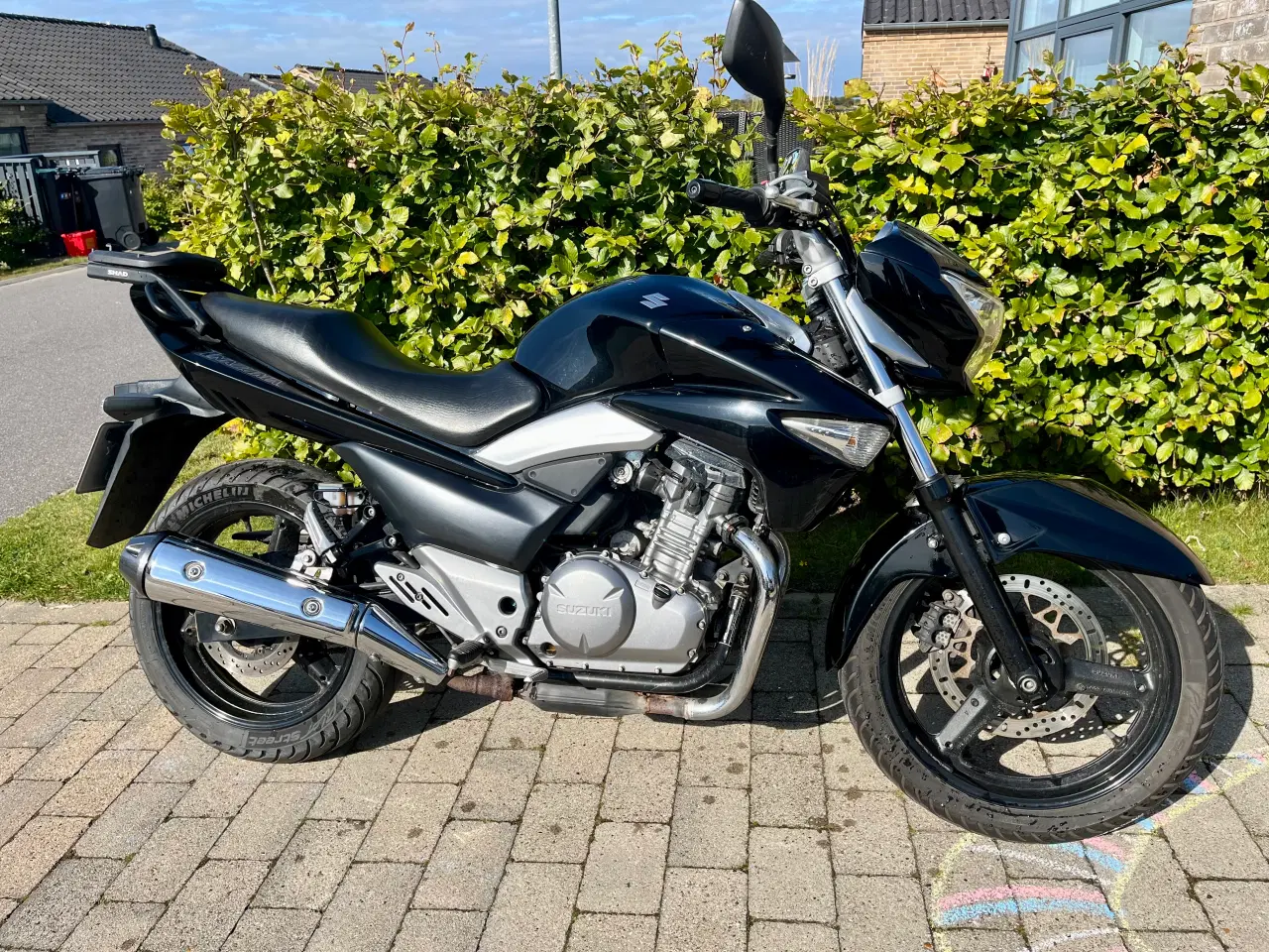 Billede 5 - Motorcykel - Suzuki GW250 m. topboks - Sælges