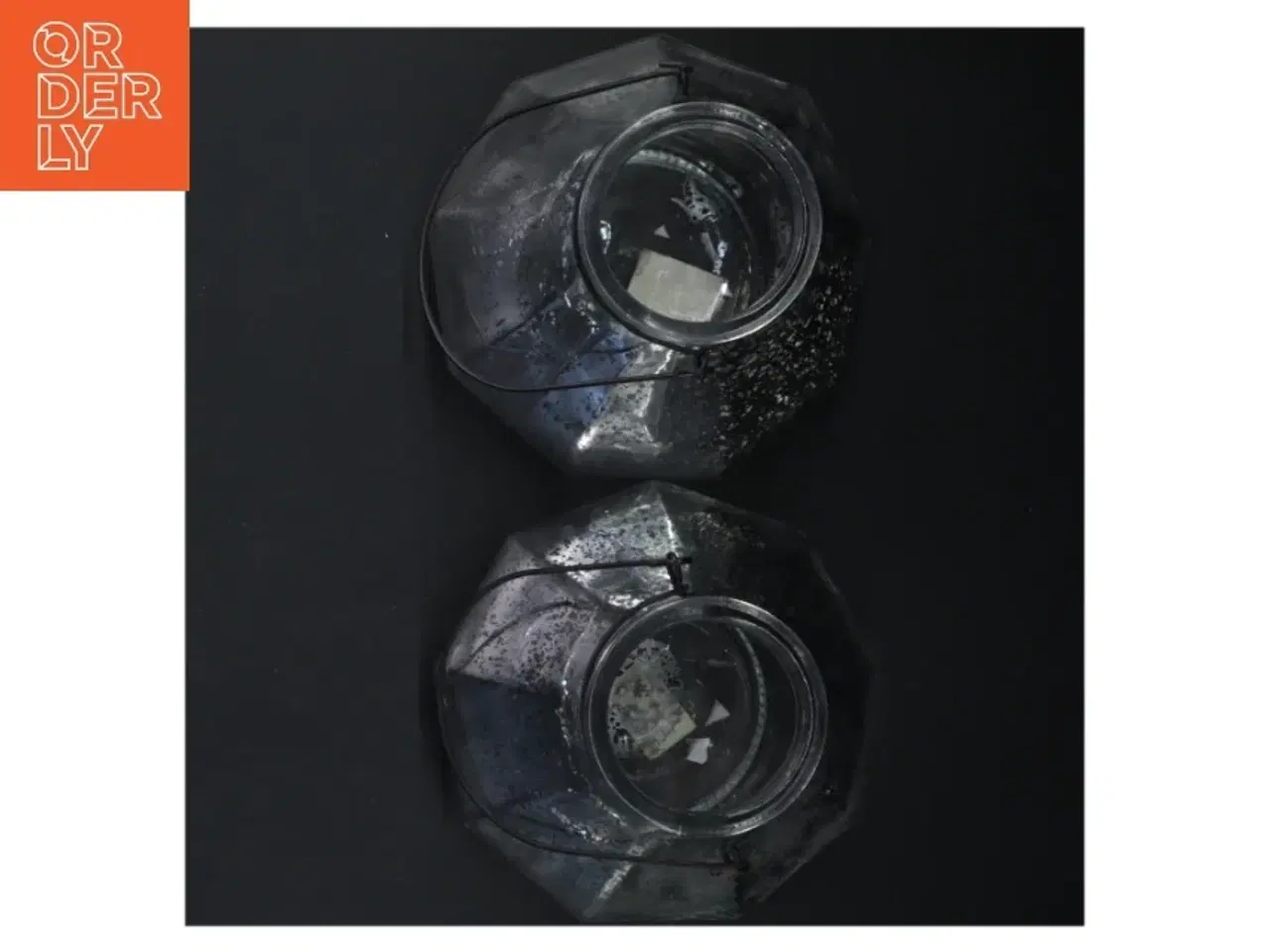 Billede 2 - 2 Glaslanterner med hank (str. Ø. 15 cm. )