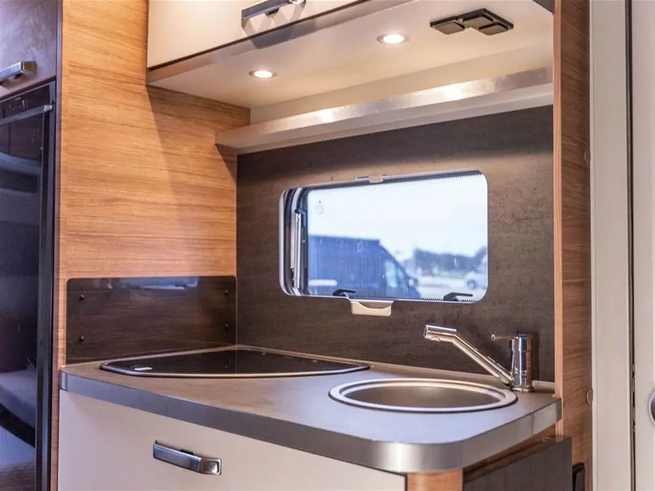 Billede 8 - 2020 - Weinsberg CaraOne 540 EUH   Genial indretning til 4 personer