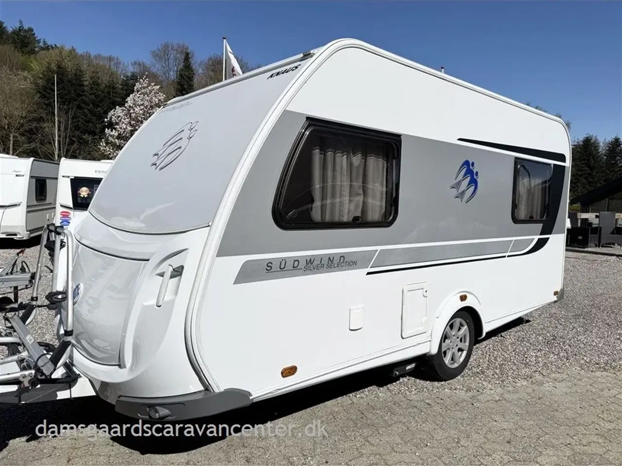 Billede 4 - 2018 - Knaus Südwind Silver Selection 420 QD   Dobbeltseng-Gulvtemp.-Mover-Telt