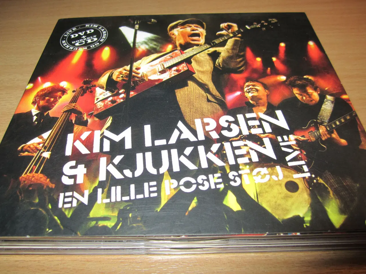 Billede 1 - KIM LARSEN & Kjukken.