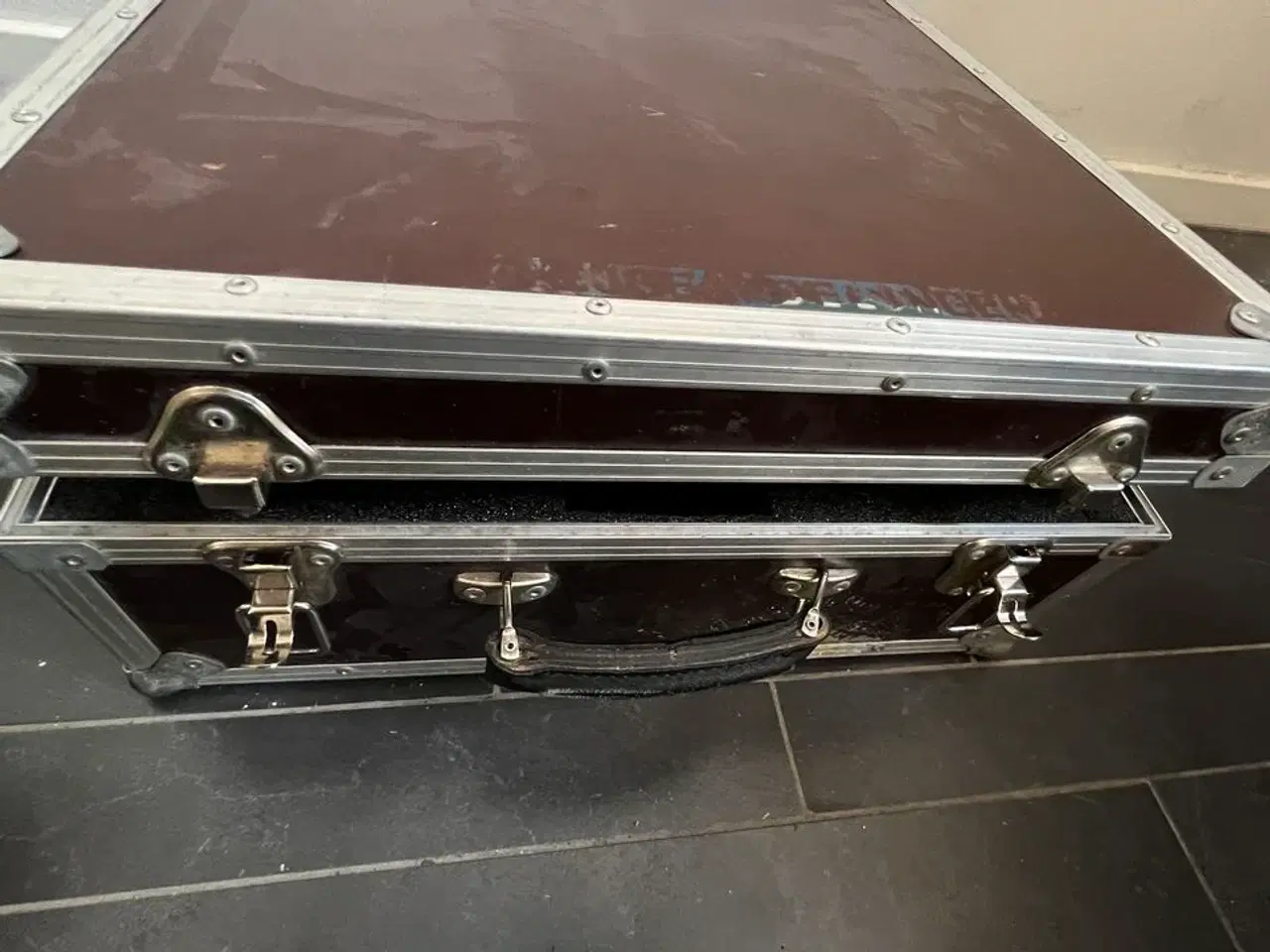 Billede 4 - 2 Overvågningskameraer i Kasse