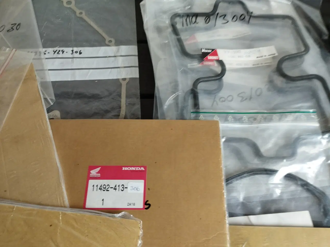 Billede 1 - Pakninger m.v. til Honda mc. nye ( se %) (kasse 7)