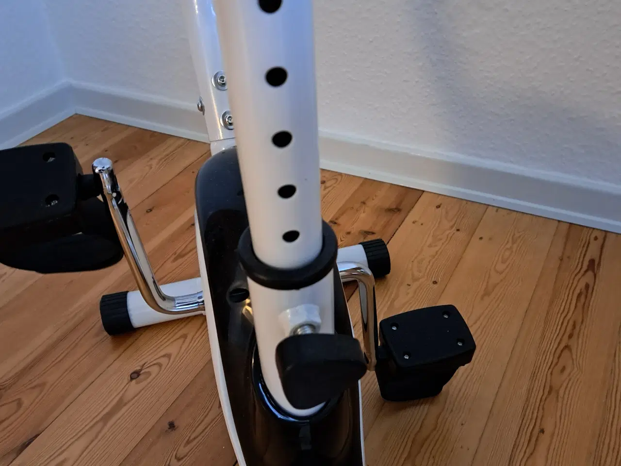 Billede 5 - Ny Motionscykel næsten ubrugt  