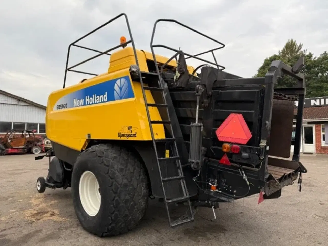 Billede 16 - New Holland BB9090 Sælges i dele/For Parts