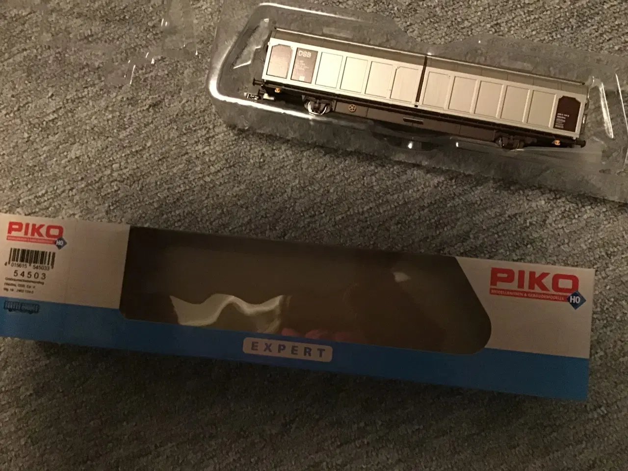 Billede 2 - DSB Piko Expert godsvogn i sølv. H0 1:87