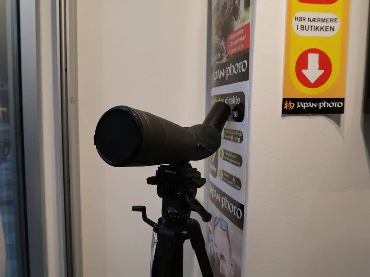 Billede 2 - Udsigtskikkert CELESTRON TRAILSEEKER på stativ