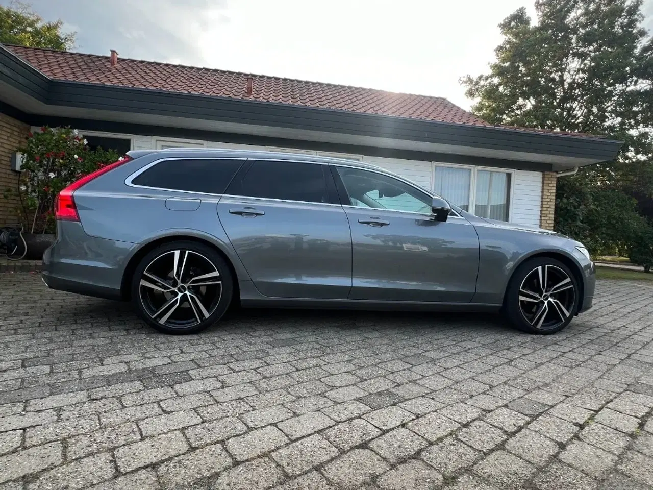 Billede 6 - Volvo V90 2,0 D4 190 Momentum aut.