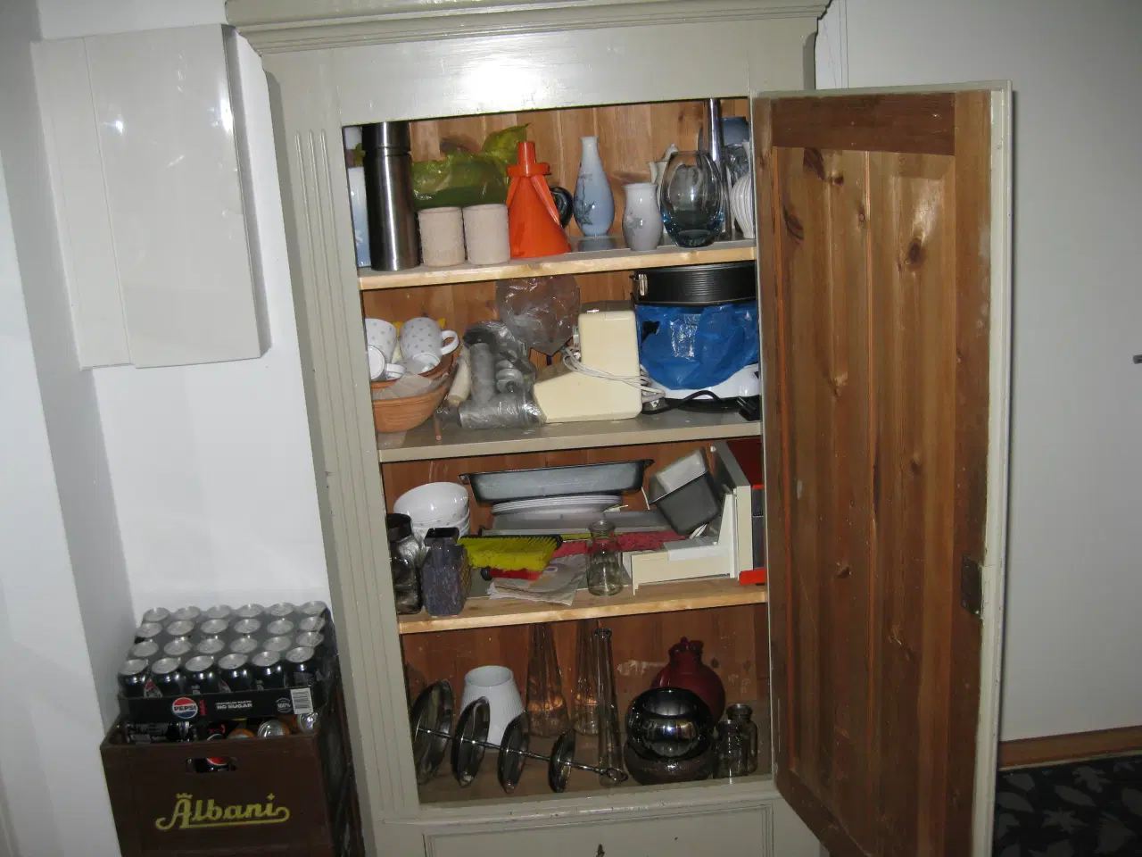 Billede 1 - Karlekammerskab