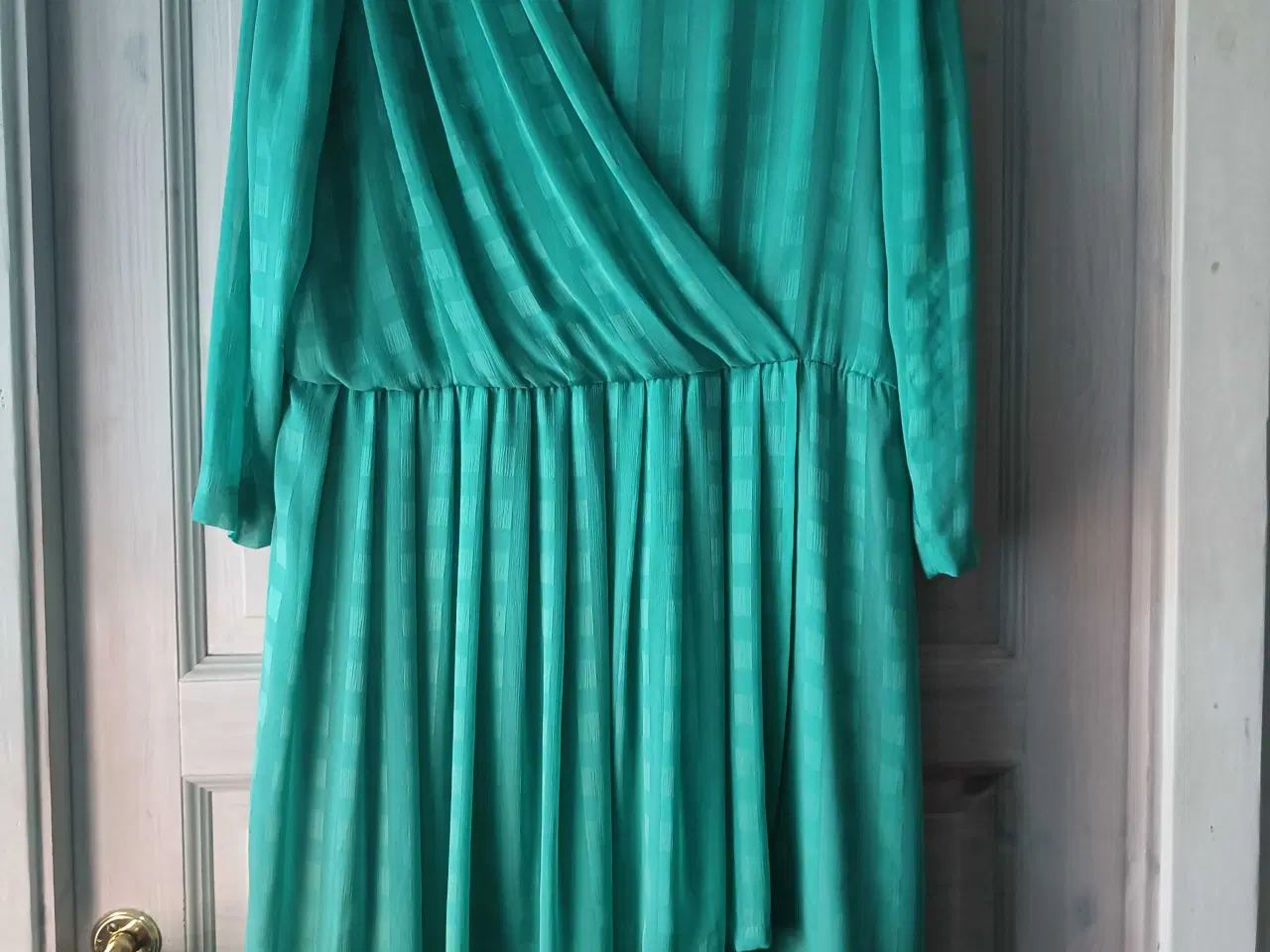 Billede 1 - Gäsler grønt feste kjole 42str 