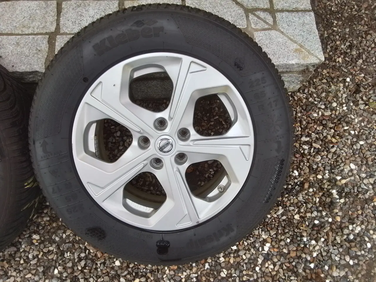 Billede 2 - Original NISSAN X-Trail Alu vinterhjul (J 12)