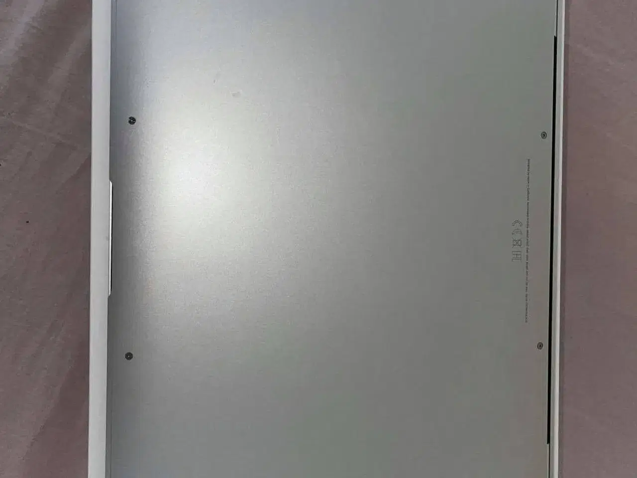 Billede 2 - Macbook air 13-inch sælges defekt
