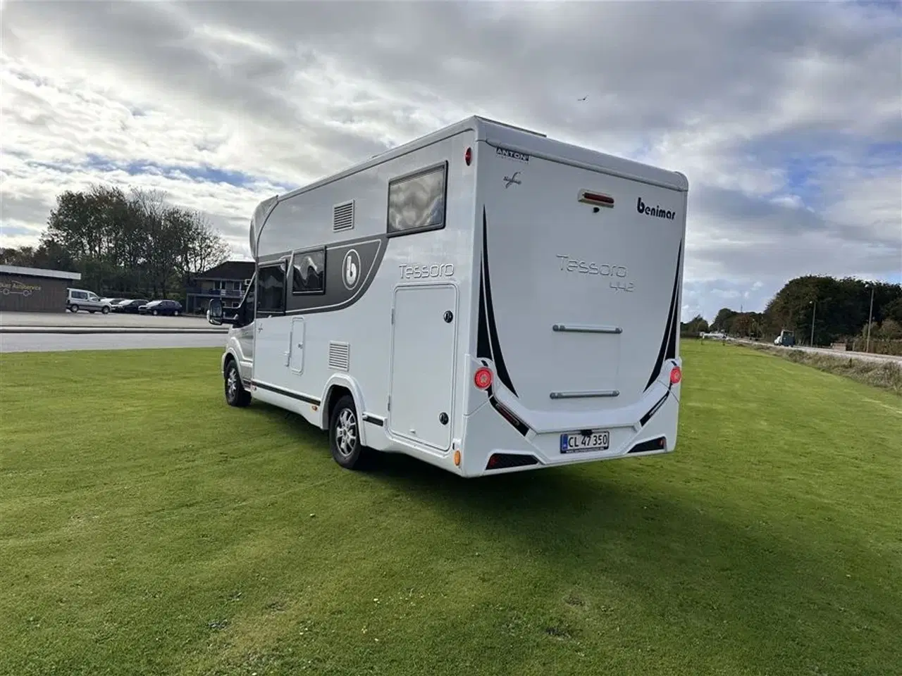 Billede 2 - 2020 - Benimar Tessoro T442   Ring for Pris  -  Kørt 25,800 Km.