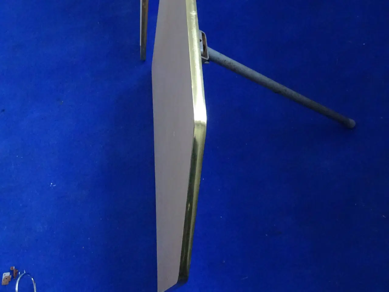 Billede 4 - MKP campingvogn borde,lampe,gardin ophæng,stænklap