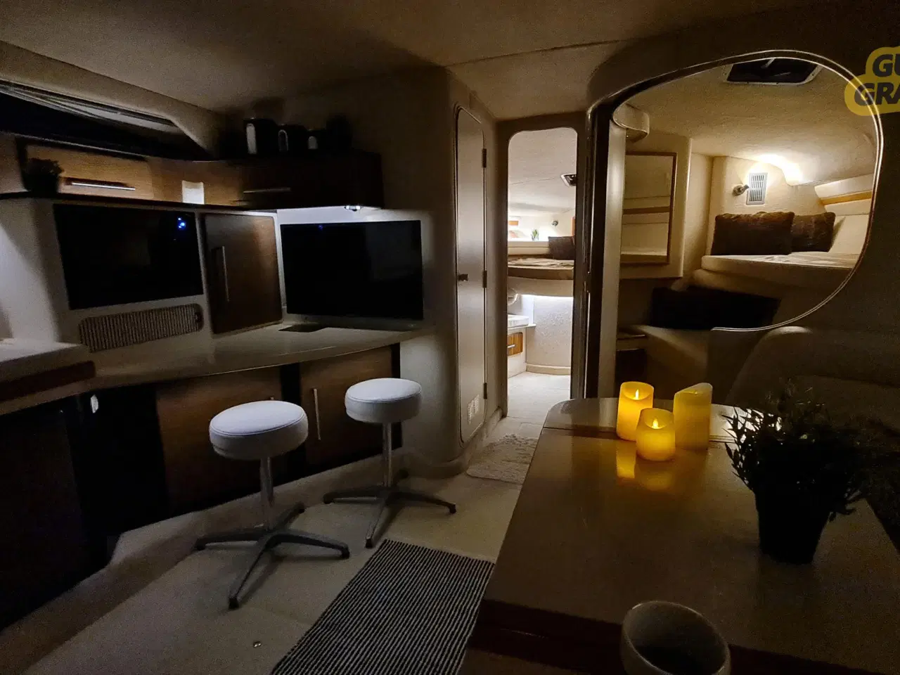 Billede 11 - Dejlig stor motorbåd til billige penge Sea Ray 