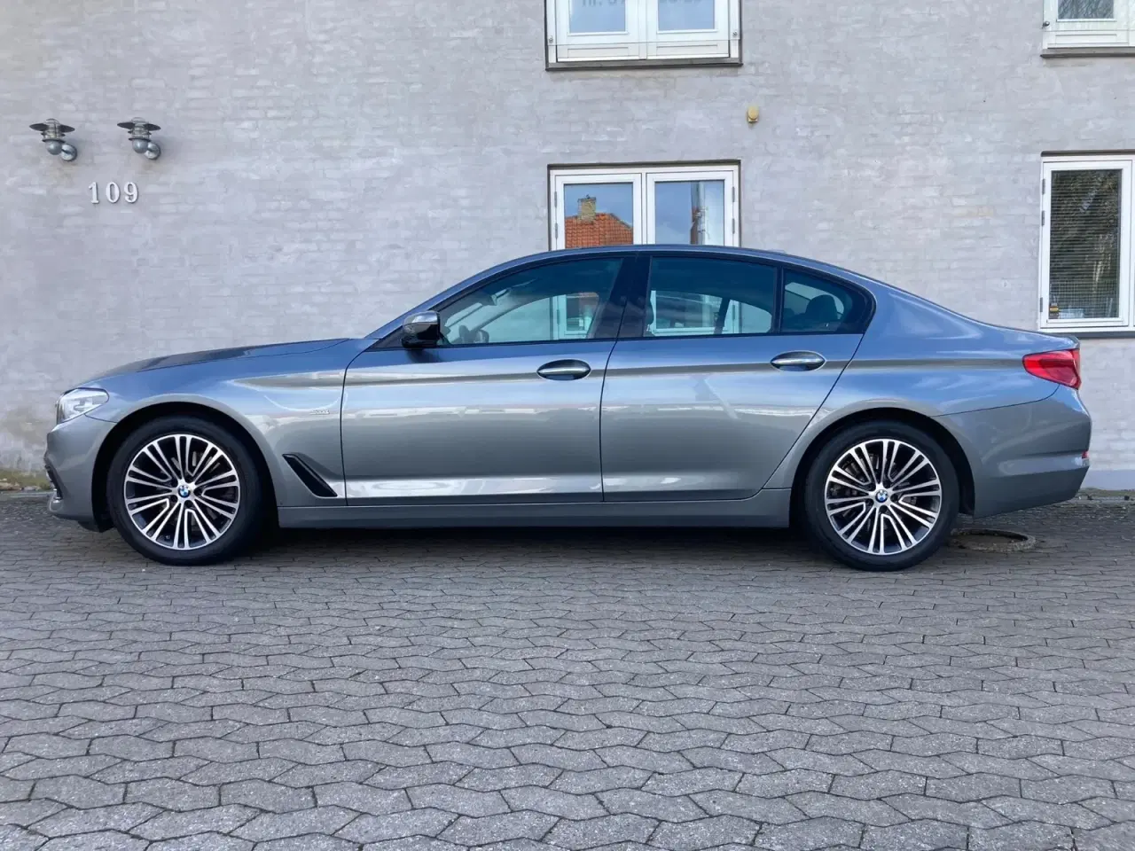 Billede 1 - Superflot 5-serie, skadefri garagebil