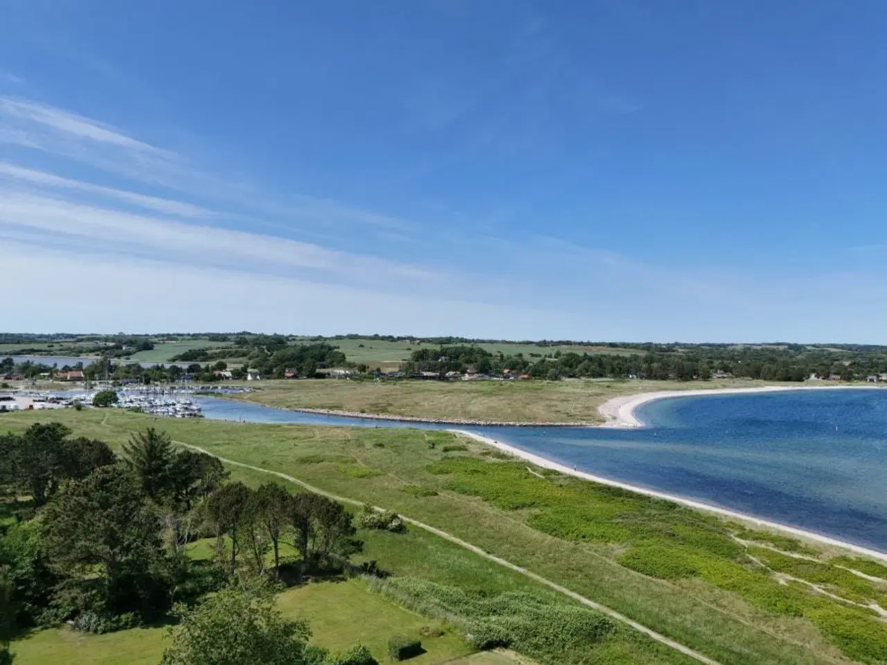 Billede 12 - Charmerende sommerhus- tæt på strand, ro og livskv
