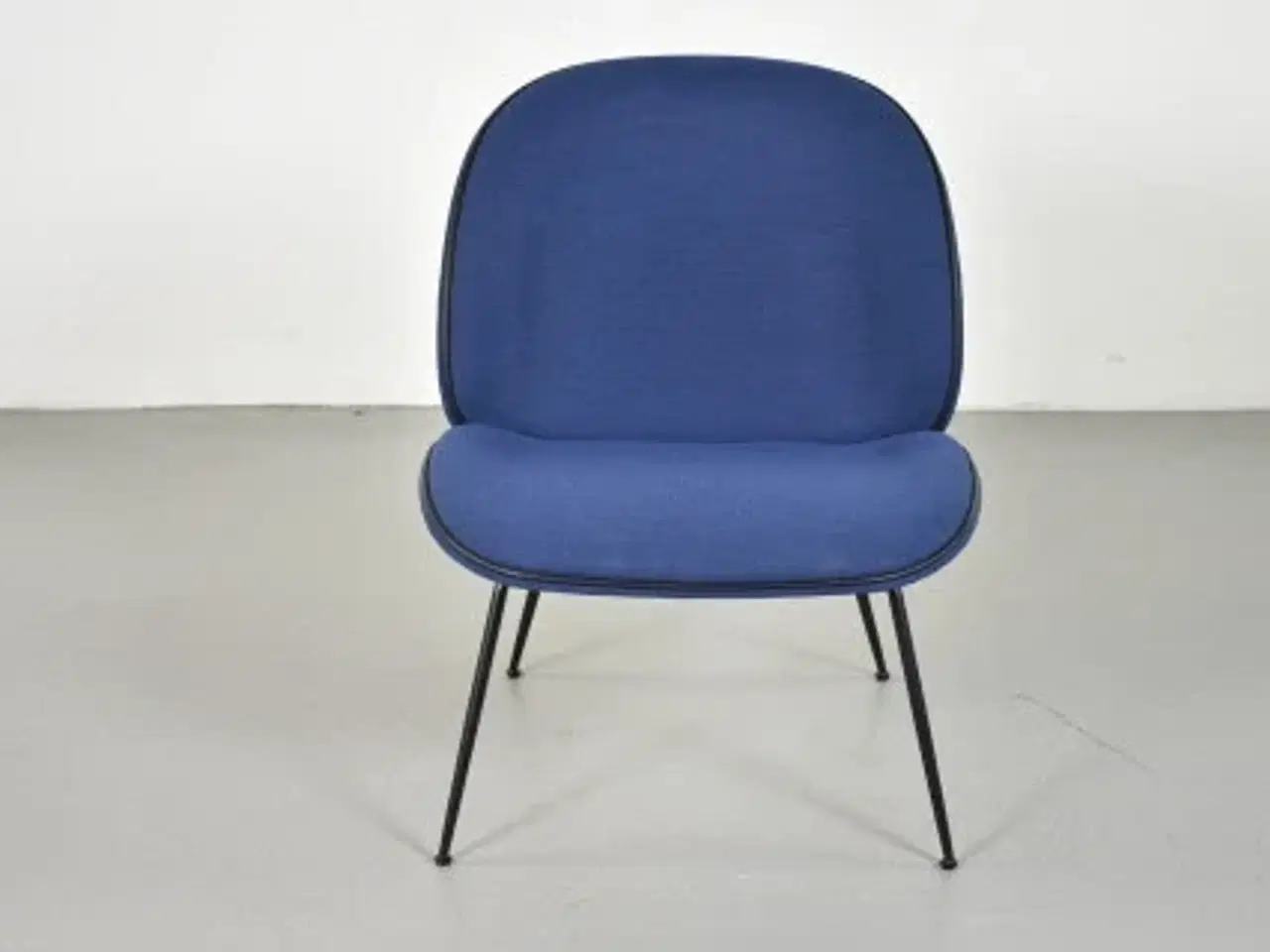 Billede 1 - Gubi beetle loungestol i blå