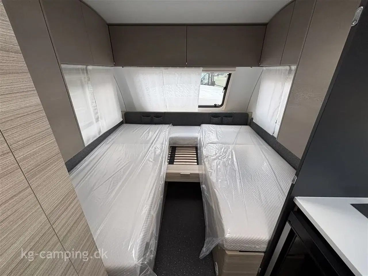 Billede 9 - 2026 - Adria Altea 492 LU   Ny 2026-model med enkeltsenge og moderne indretning