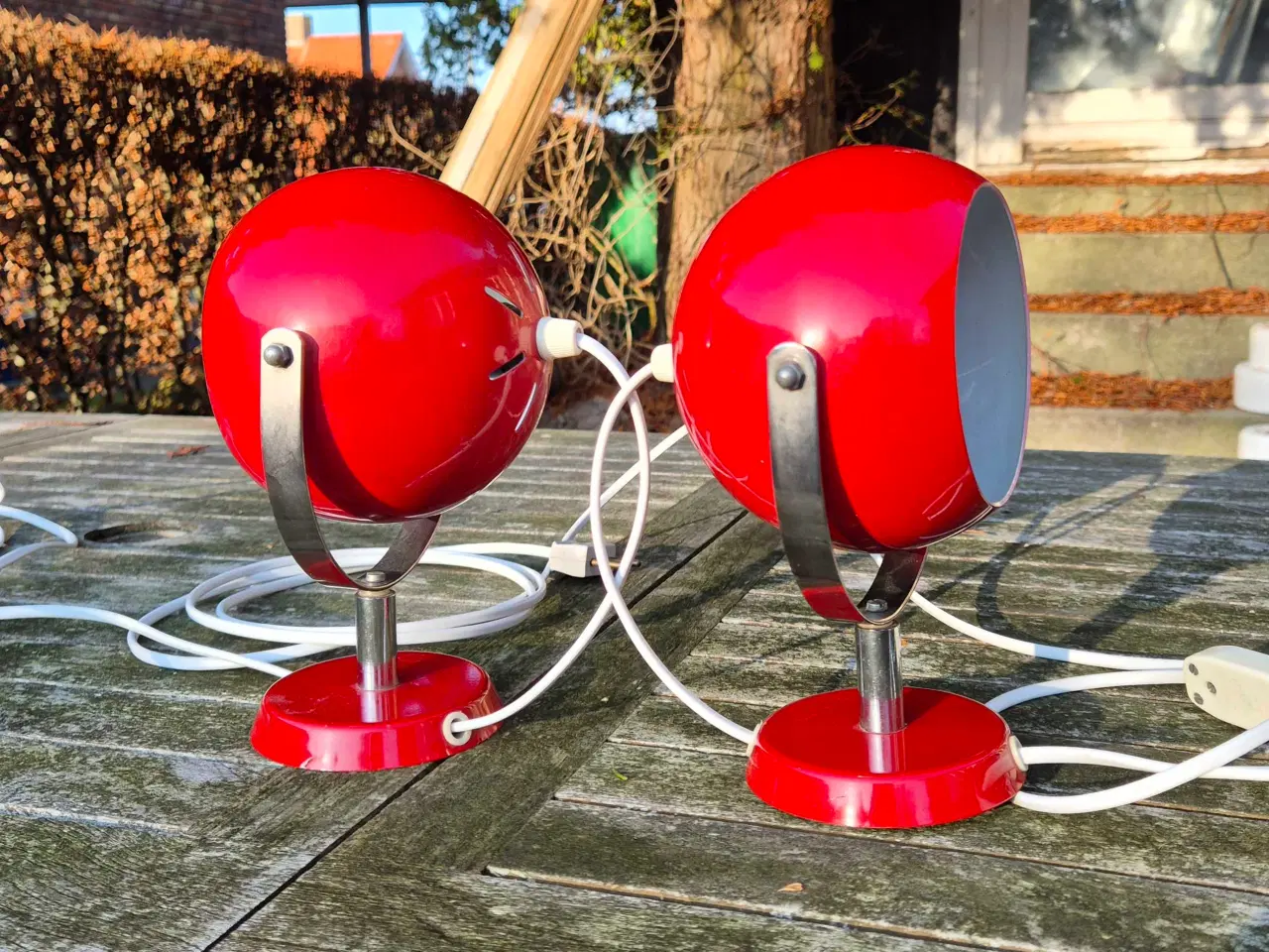 Billede 1 - Herlige røde væglamper med beslag