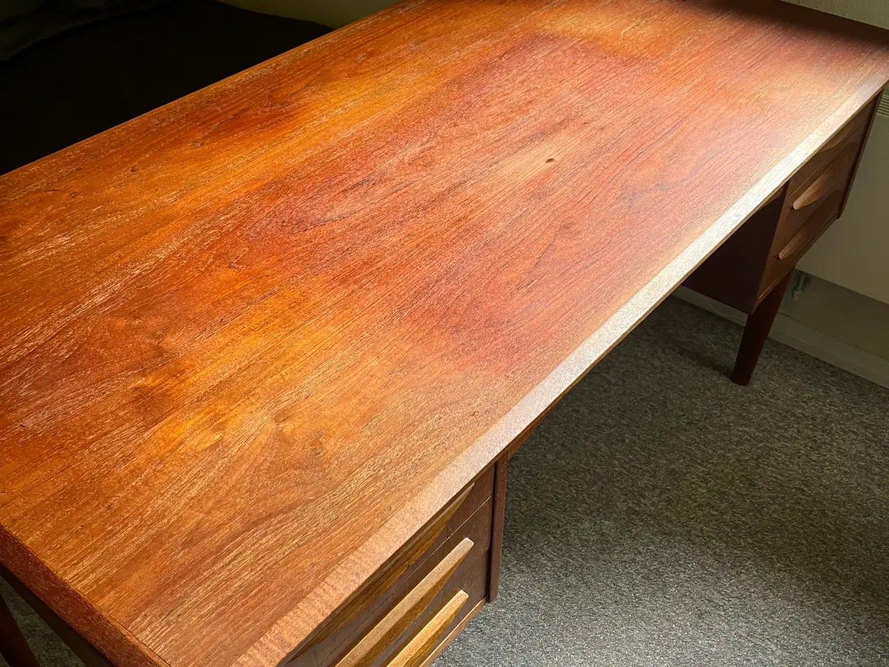 Billede 1 - Skrivebord i teak