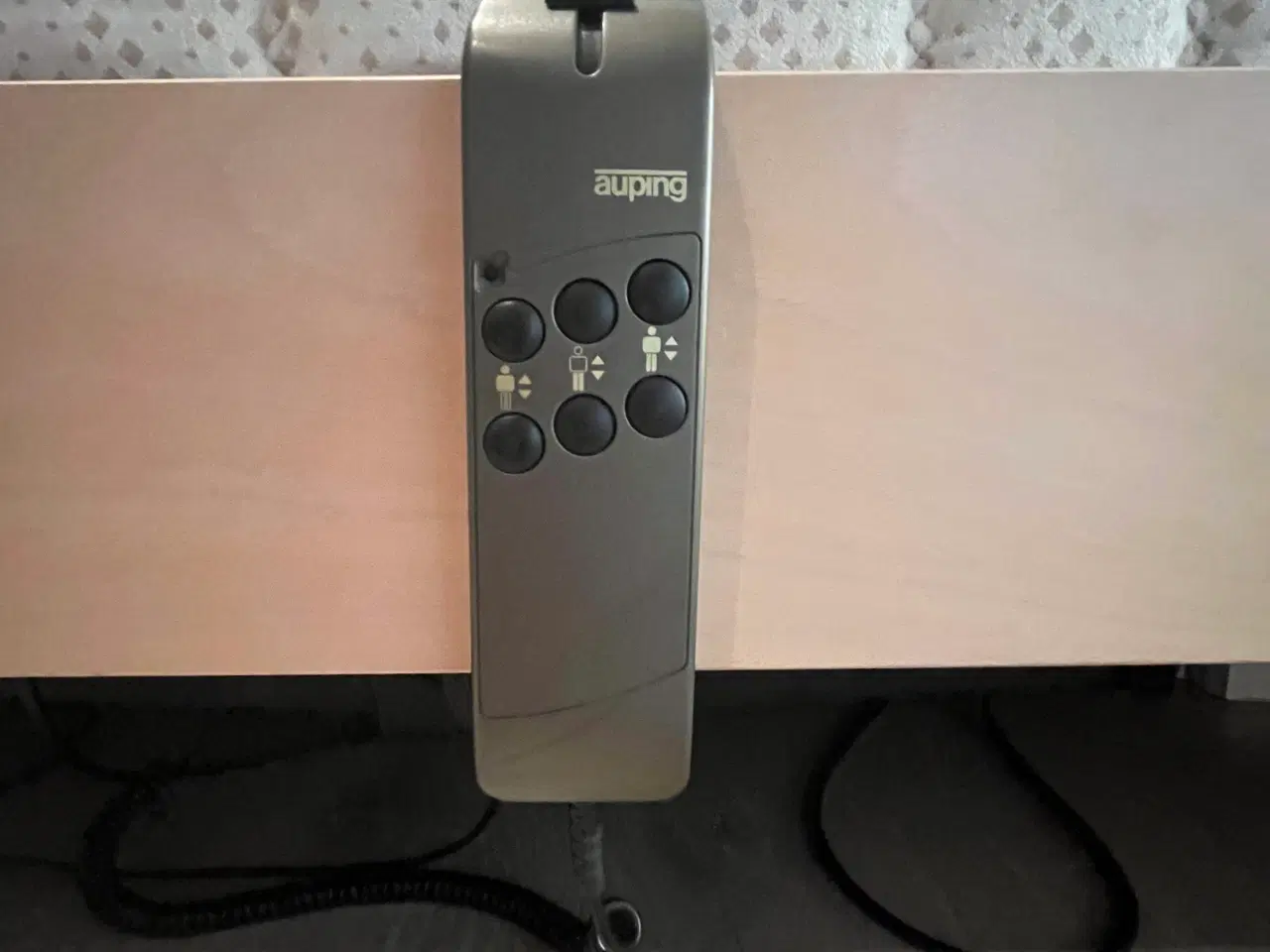 Billede 4 - Stor lækker velholdt elevationsseng fra Auping