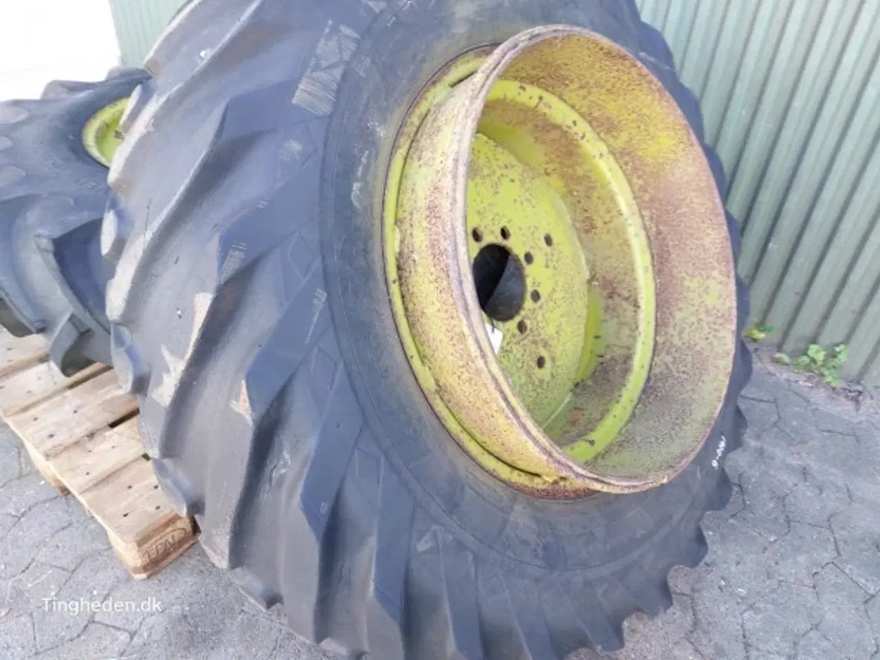 Billede 2 - 28" 16.9/14-28 Tvillingehjul