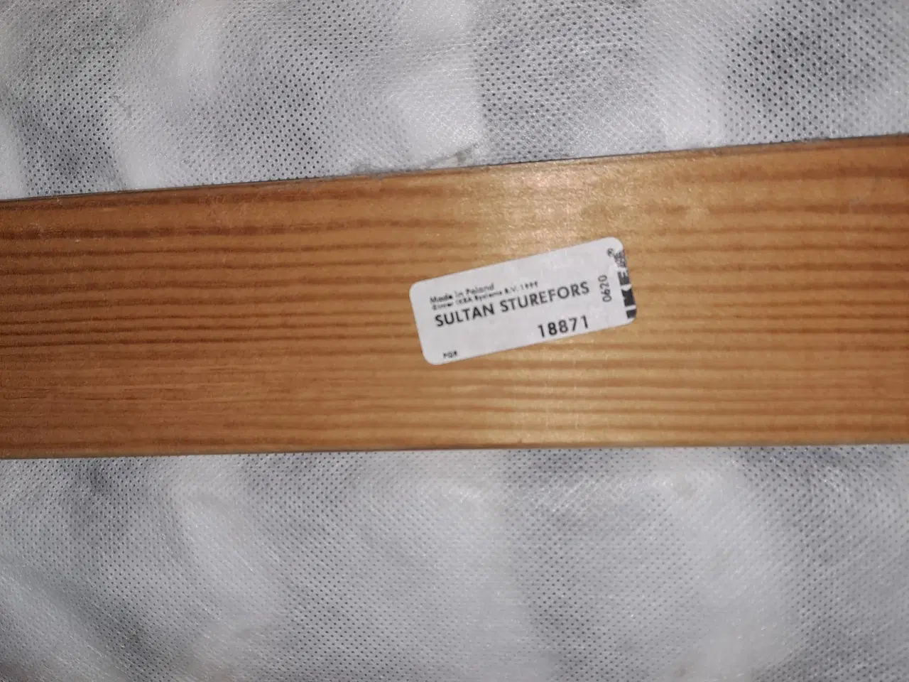 Billede 4 - BORTGIVES - Ikea "Sultan" boxmadres med topmadres.