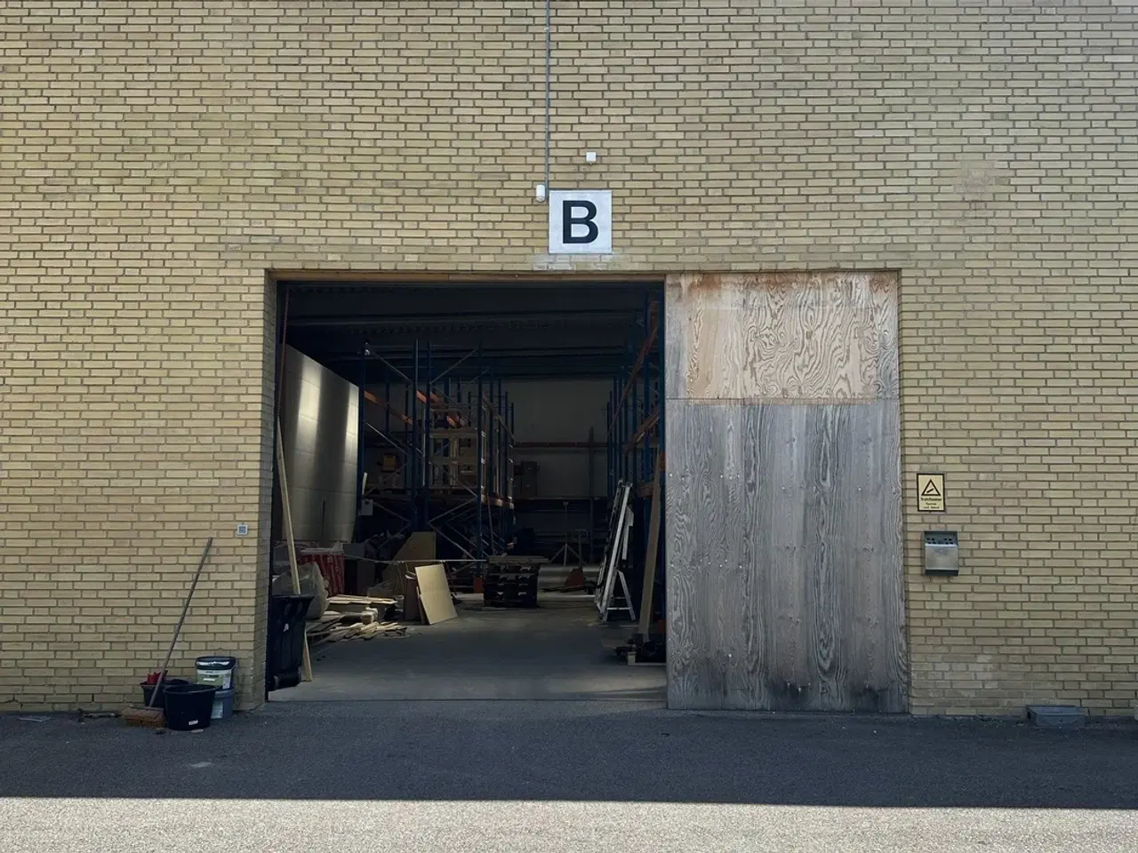 Billede 5 - 450 m2 højlager til leje centralt i Skovlunde