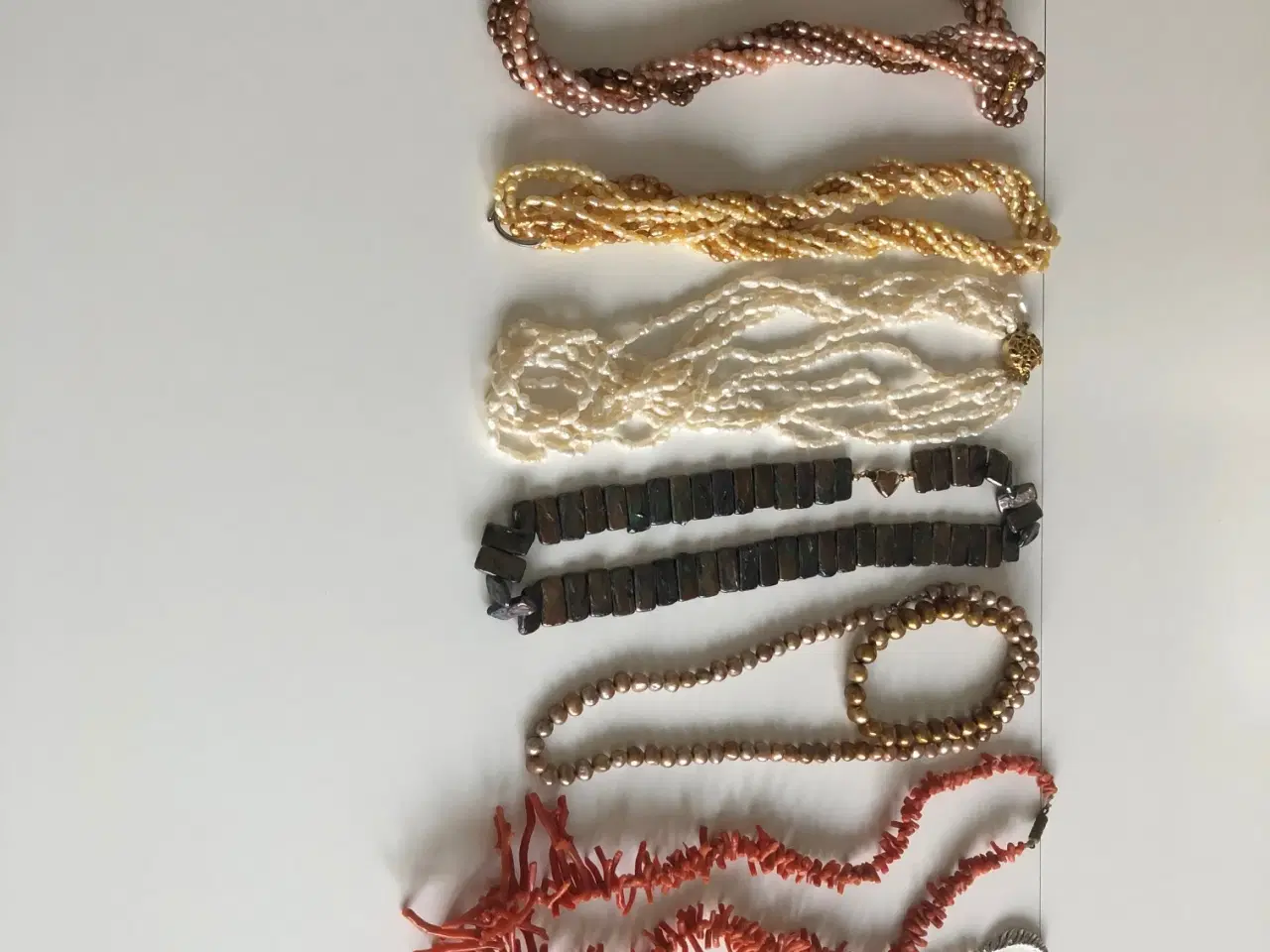 Billede 1 - Halskæder, armbånd mv. fra dødsbo