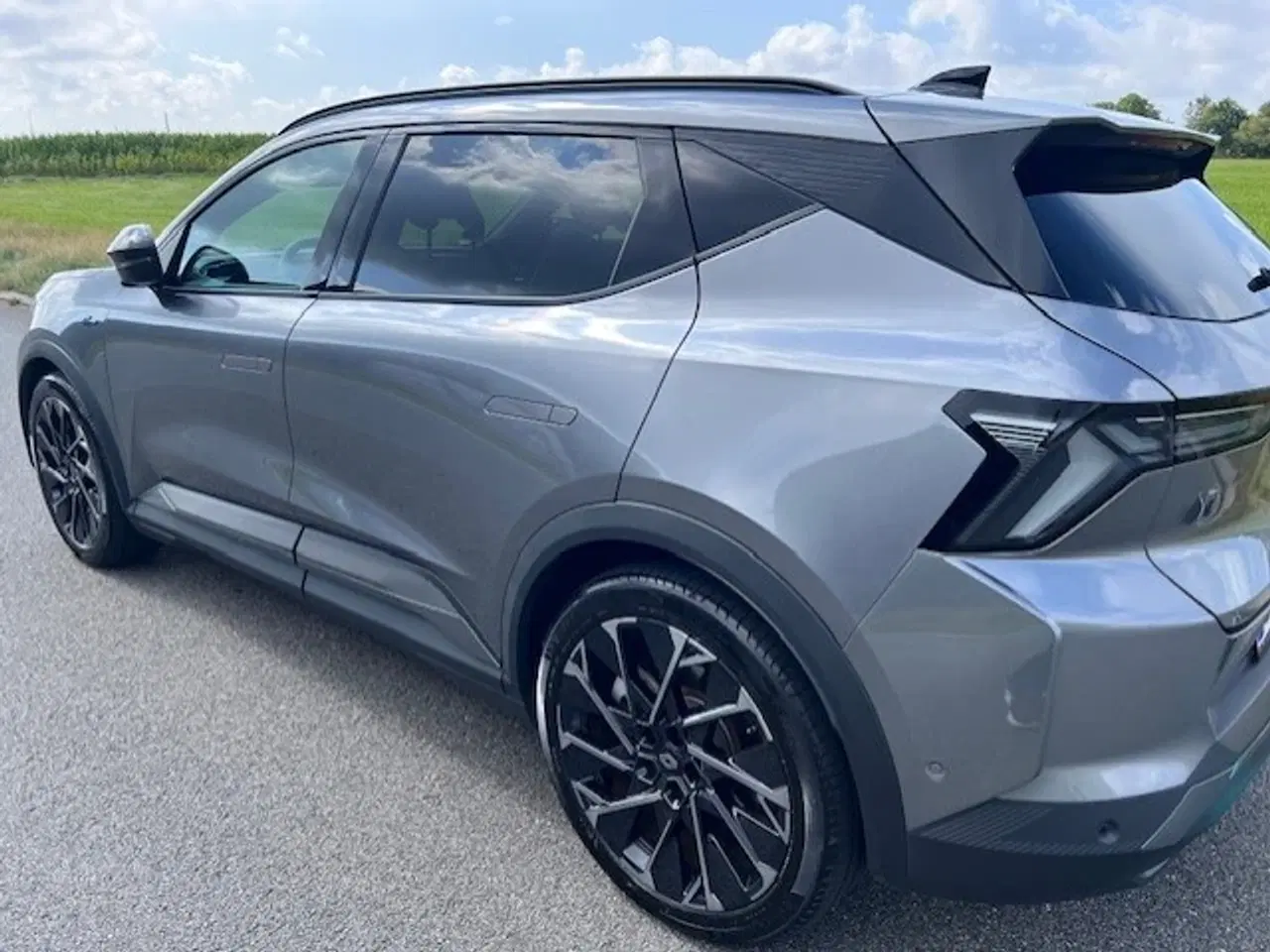 Billede 5 - Flot Renault Scenic E-Tech, m. dæmpbar glastag