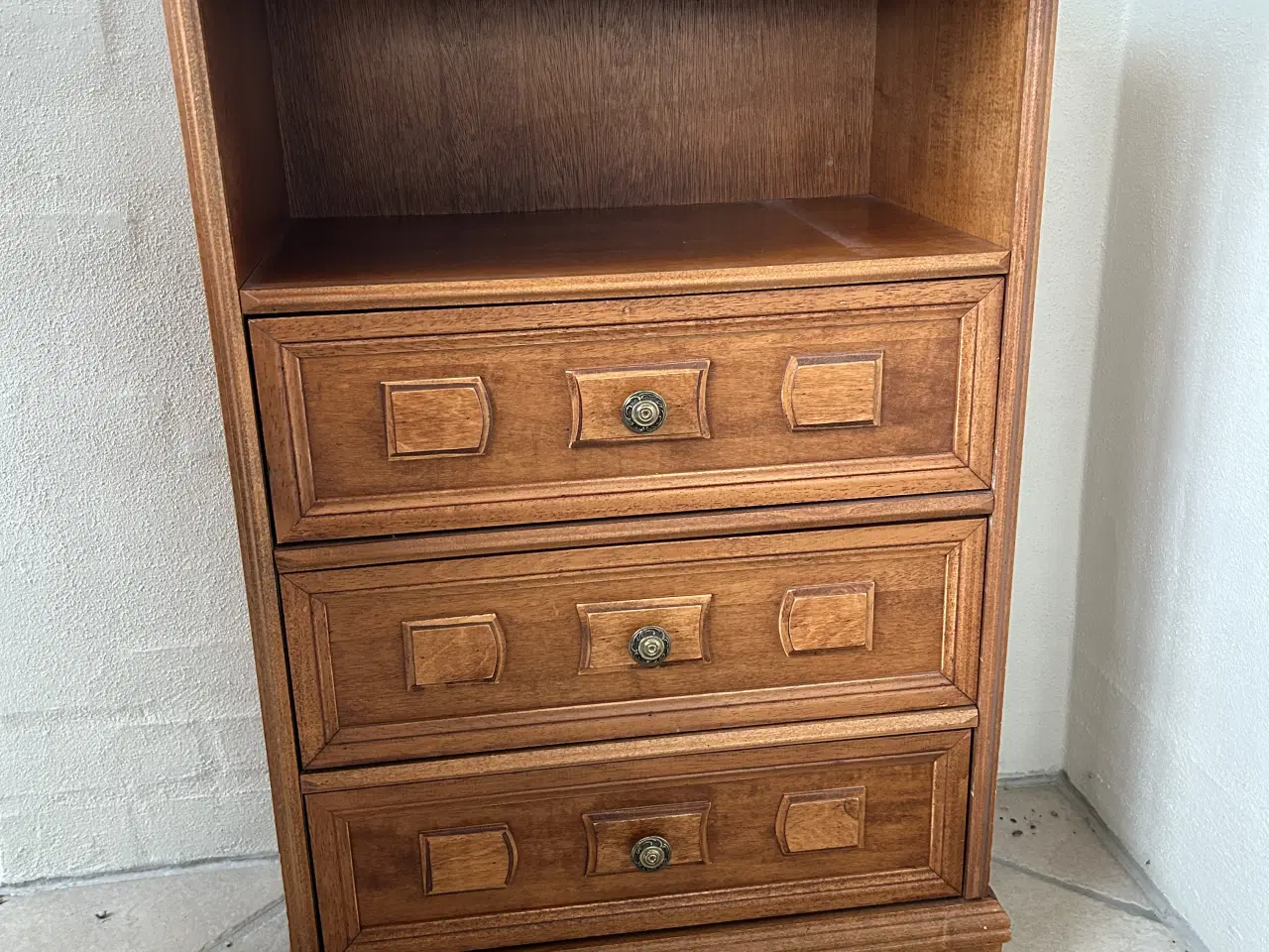 Billede 2 - Lille kommode sælges