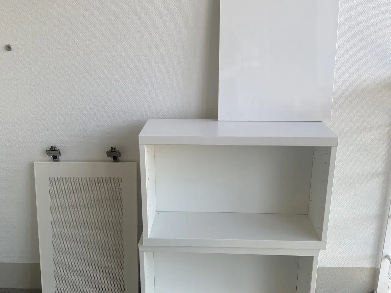 Billede 1 - Ikea Bestå stel og låger