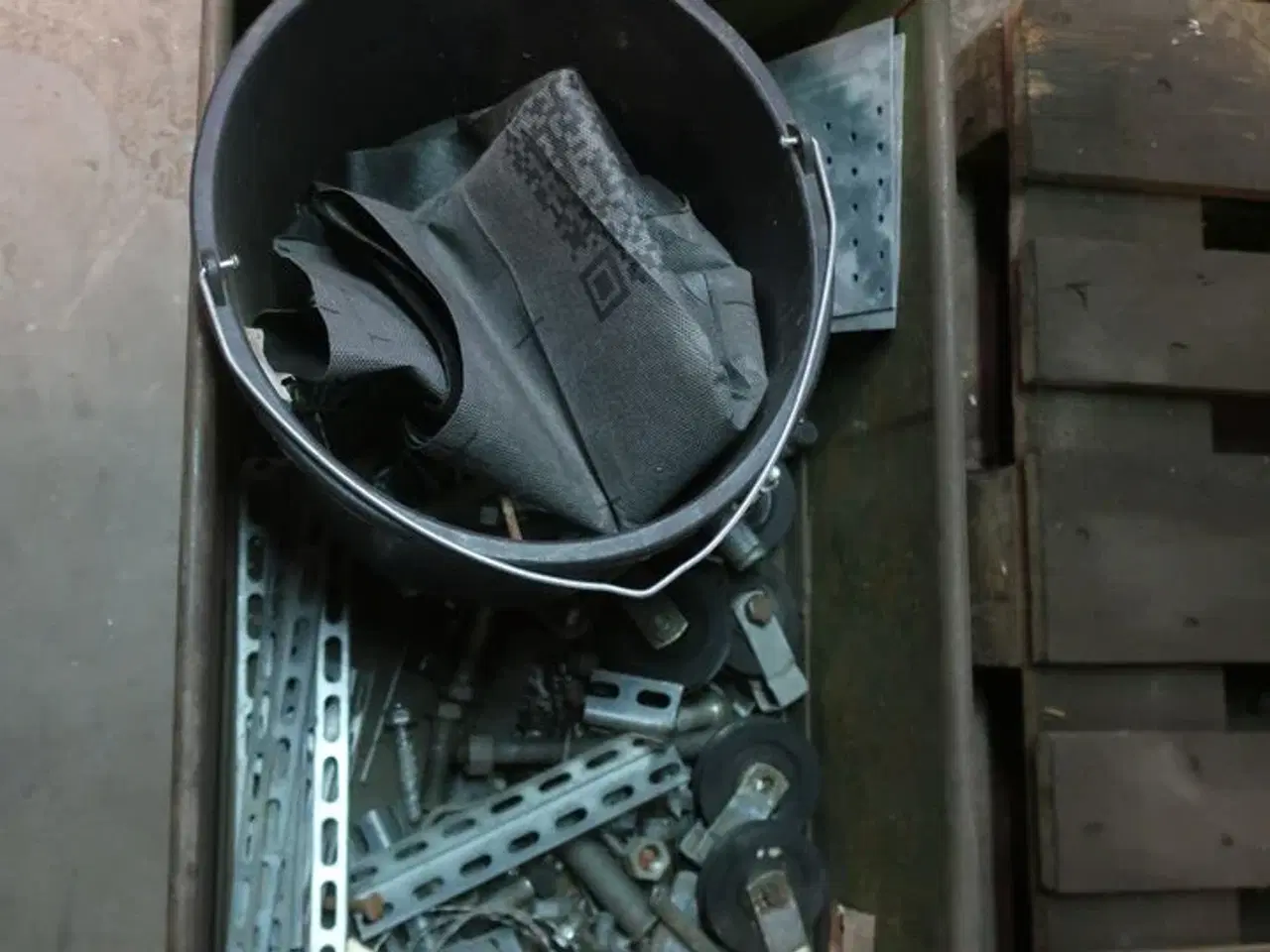 Billede 5 - 4 stk. akku håndværktøj MAKITA med batterier og lader