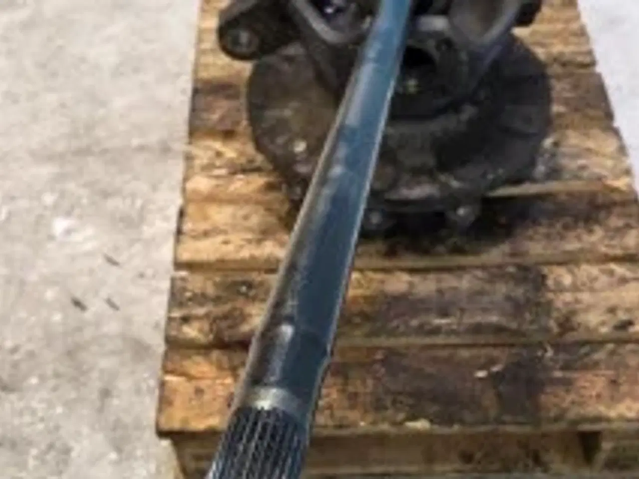 Billede 13 - New Holland LB115B Hjulnav R. 85821290 