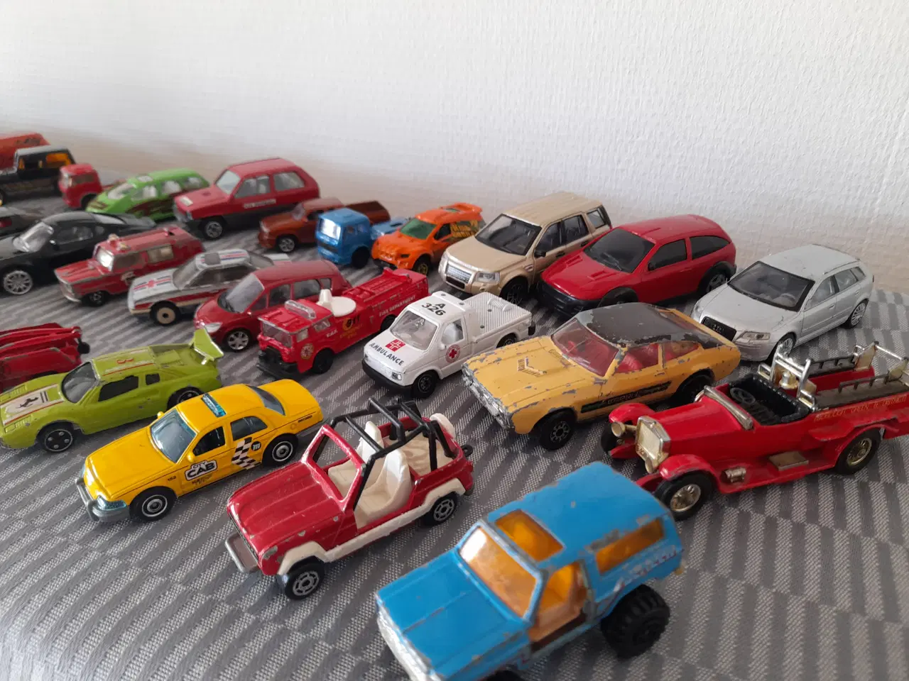 Billede 3 - Legetøjsbiler 50 stk, velholdte.