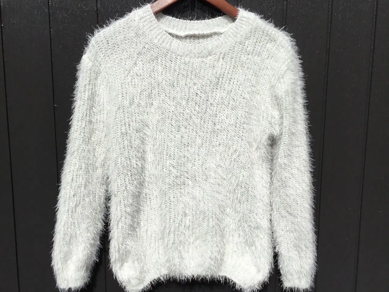 Billede 6 - Flot hvid strik sweater striktrøje str. S/M strikk