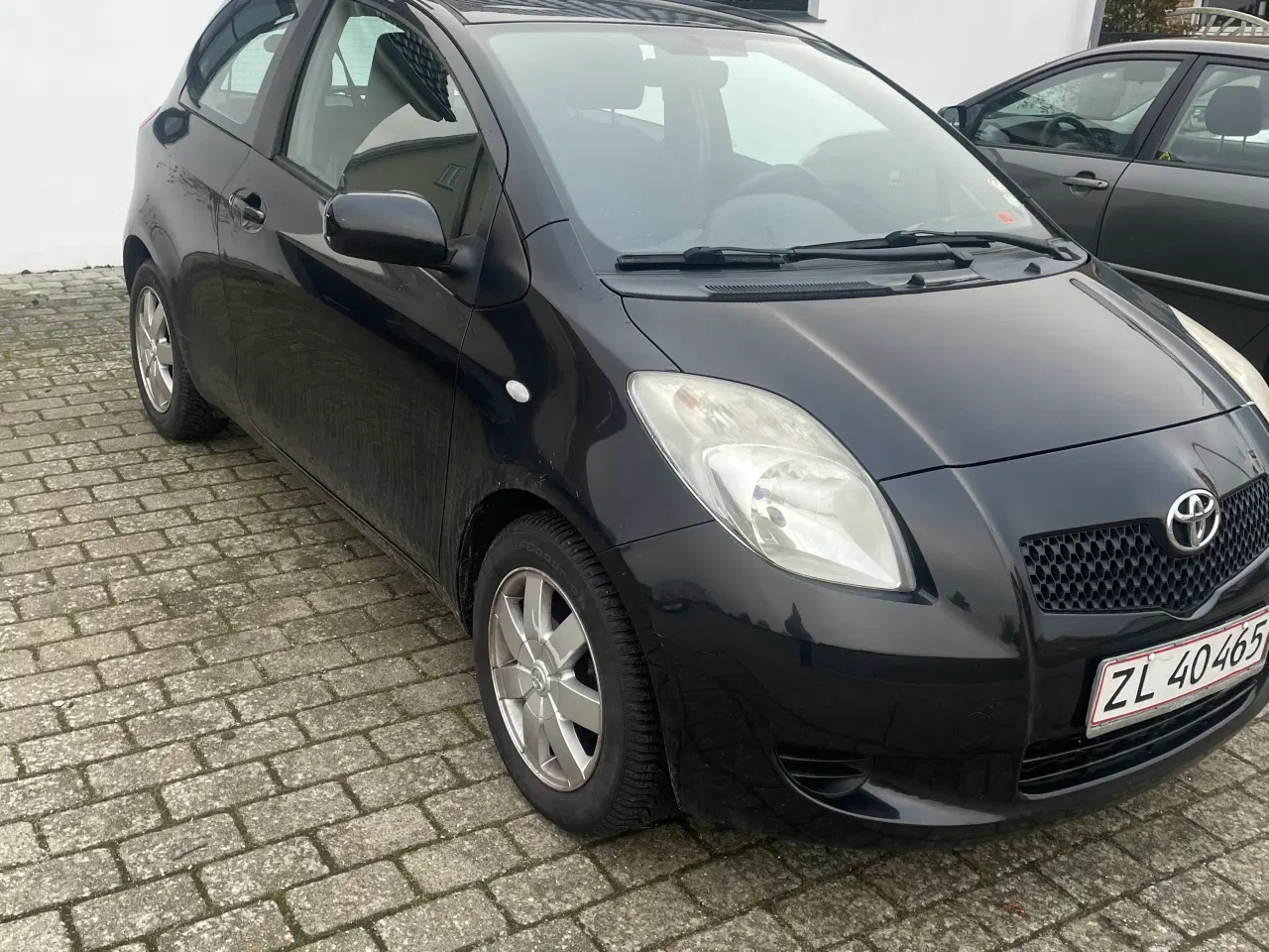 Billede 2 - Toyota Yaris 1,3 benzin