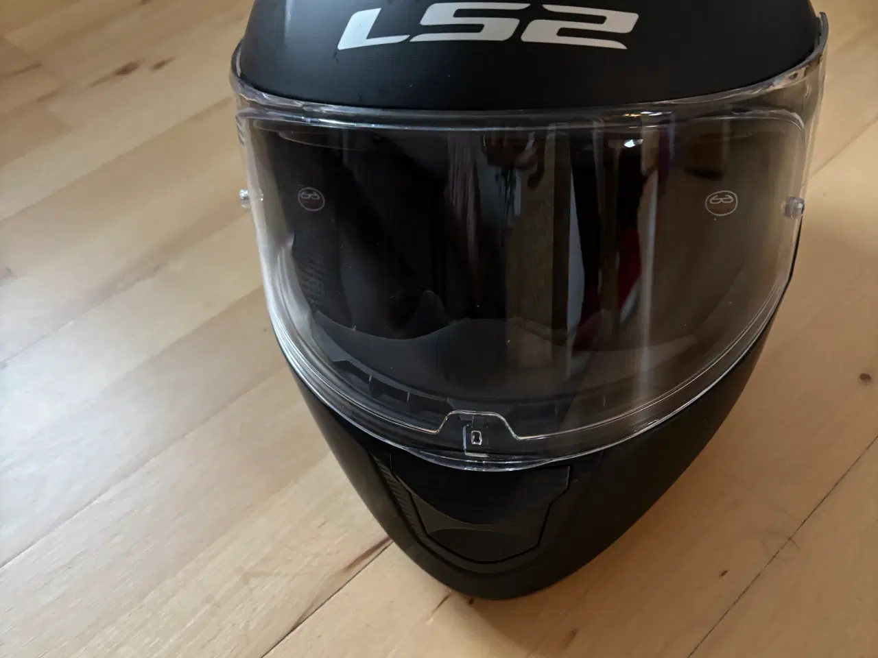 Billede 1 - Full Face Styrthjelm til MC - dame