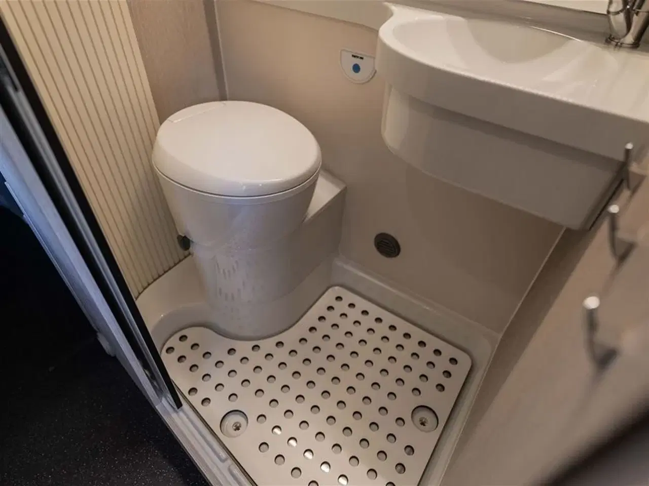 Billede 38 - 2026 - Tourne 6.0 Cruise Light Black   Tourne med essentielt udstyr