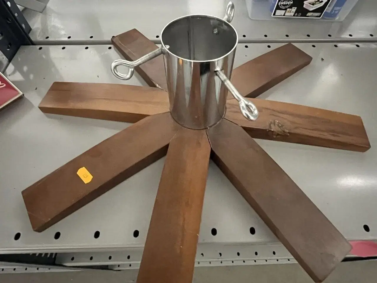 Billede 4 - Juletræsfod og div. Juleting - - Afhentes inden kl. 12