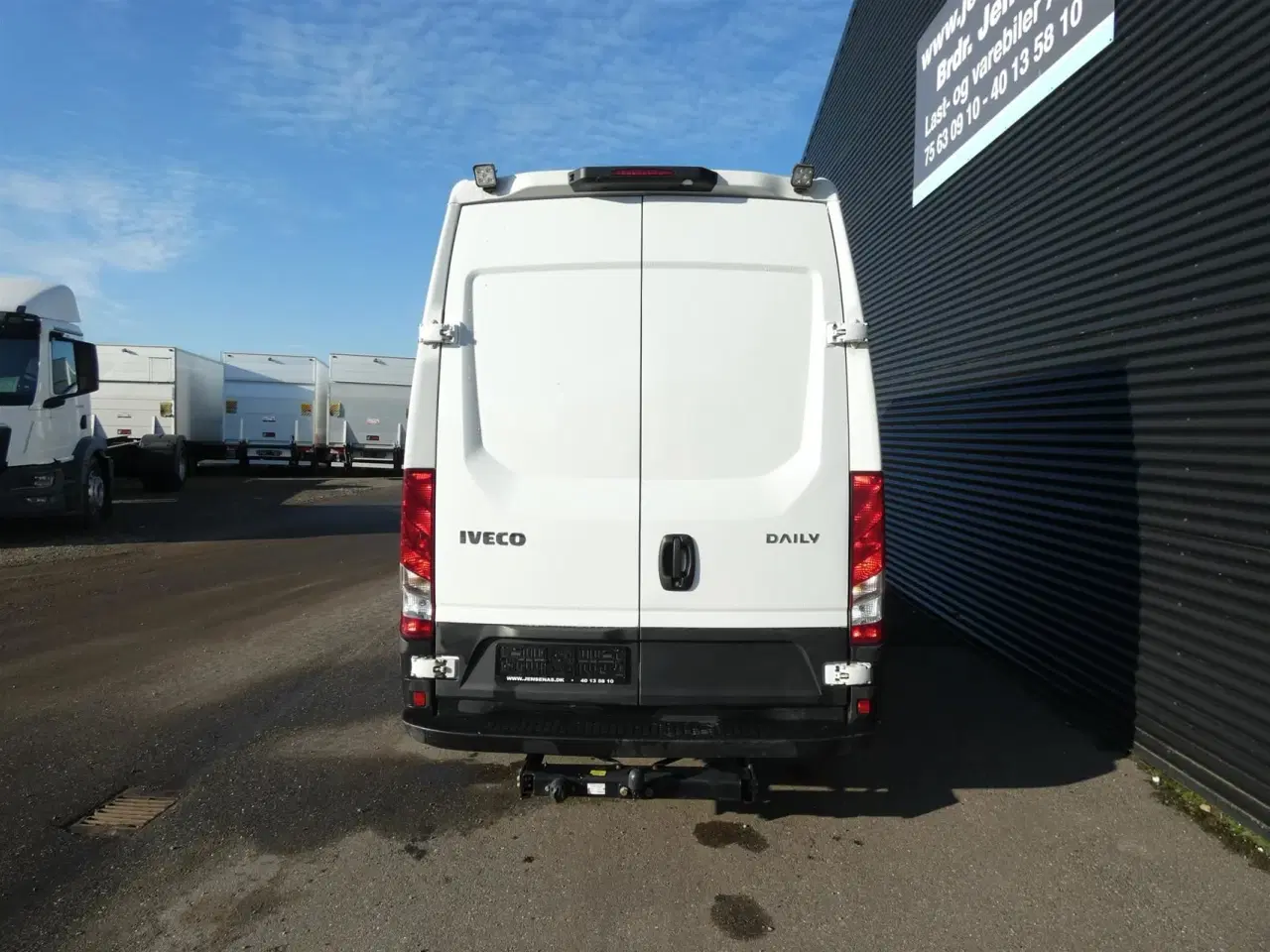 Billede 8 - Iveco Daily 35C18 12m3 3,0 D Hi-Matic 180HK Van 8g Aut.